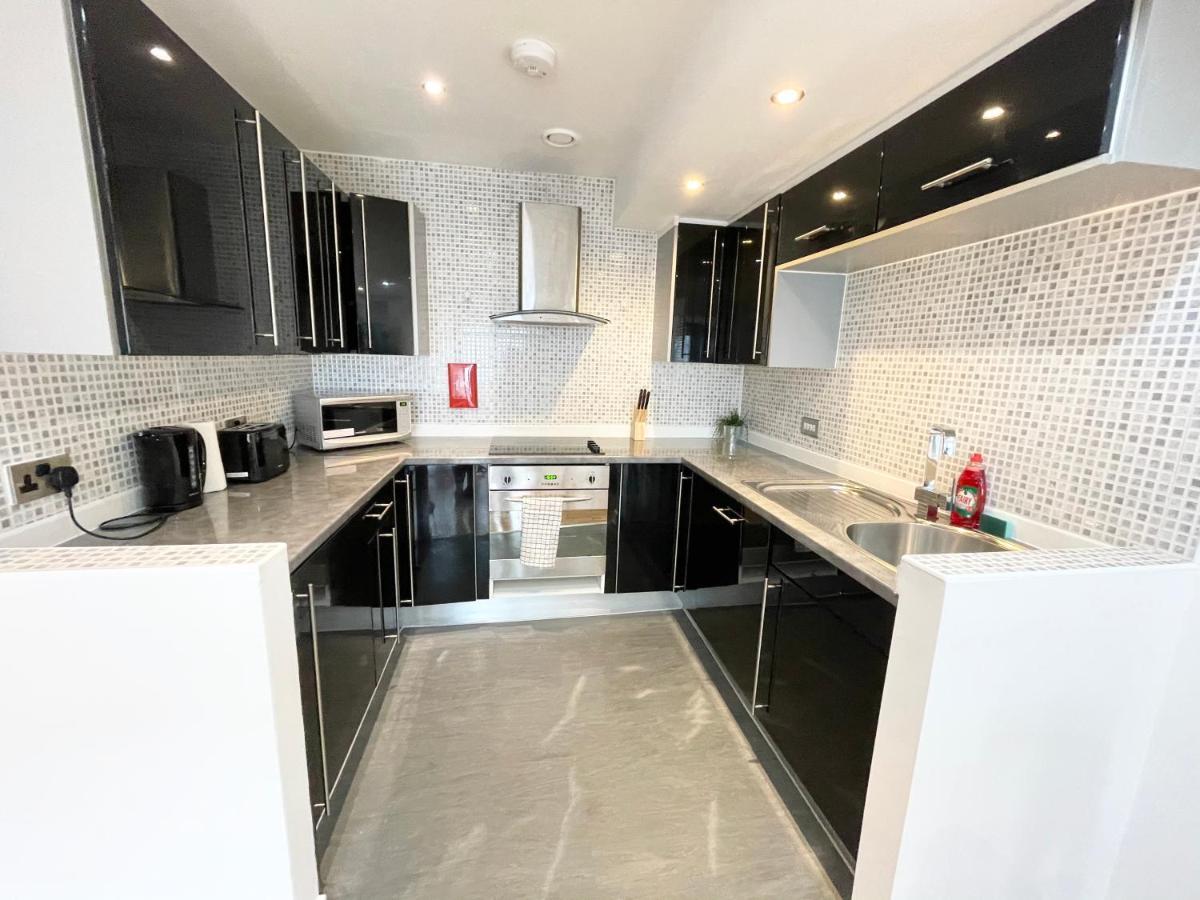 The Works-Fresh 2Bed In Centre, Opposite Arndale. Apartman Manchester Kültér fotó