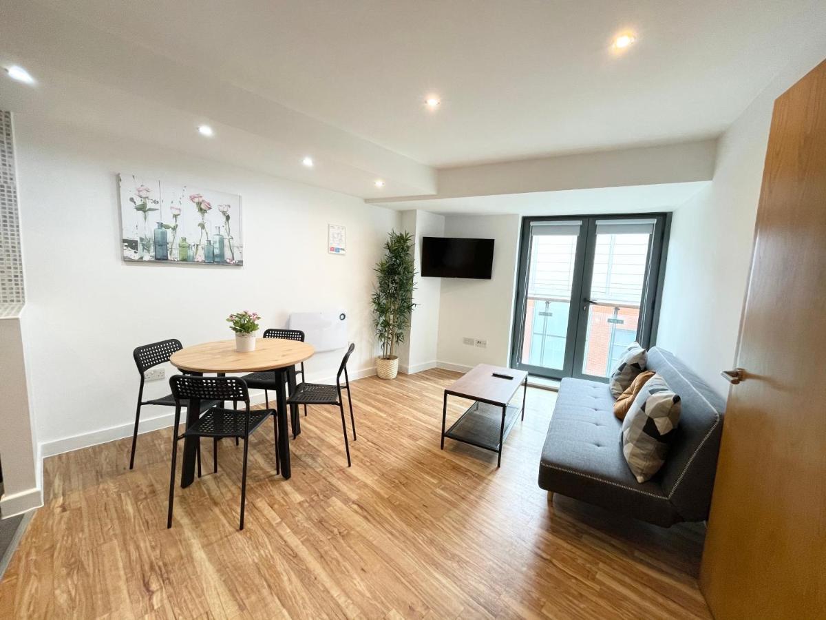 The Works-Fresh 2Bed In Centre, Opposite Arndale. Apartman Manchester Kültér fotó